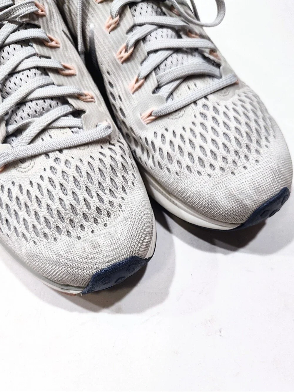 Nike Air Zoom Pegasus 34 Womens Running Shoes Size 8.5 Wolf Grey 880560-004